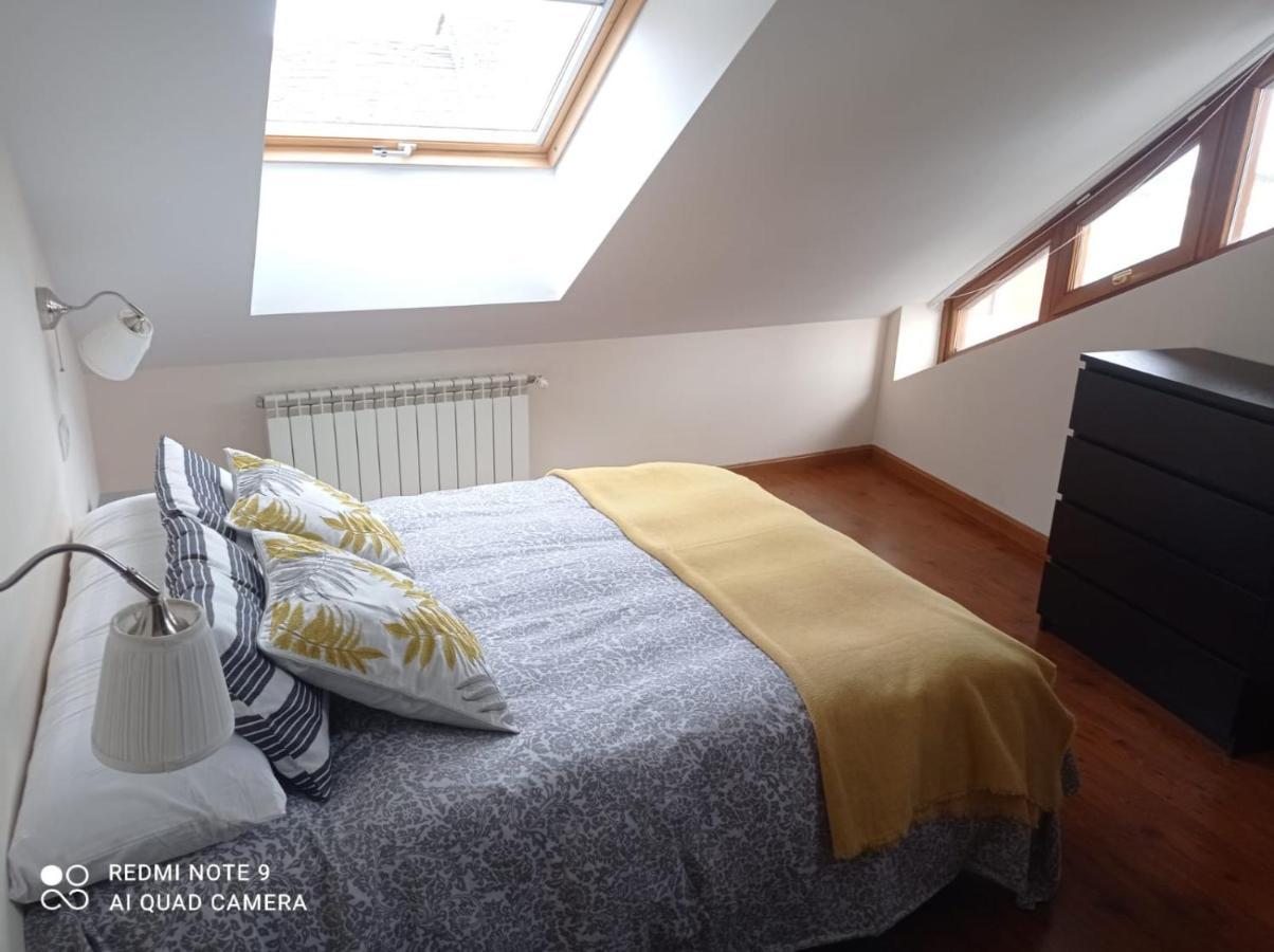 Atico Cine Colon Lägenhet Ribadeo Exteriör bild